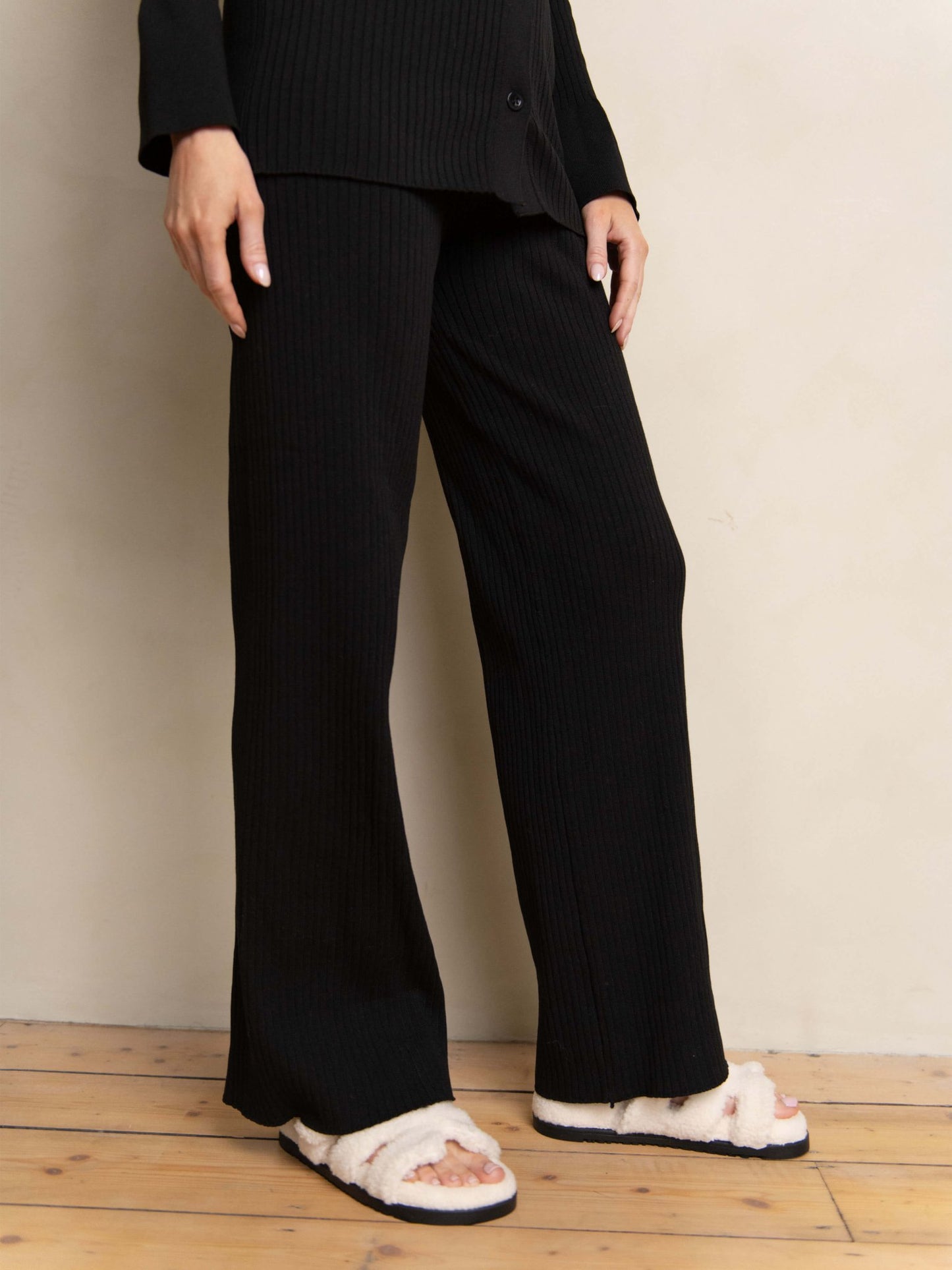 Essentials Loungewear Set - Black - Plush Underwear