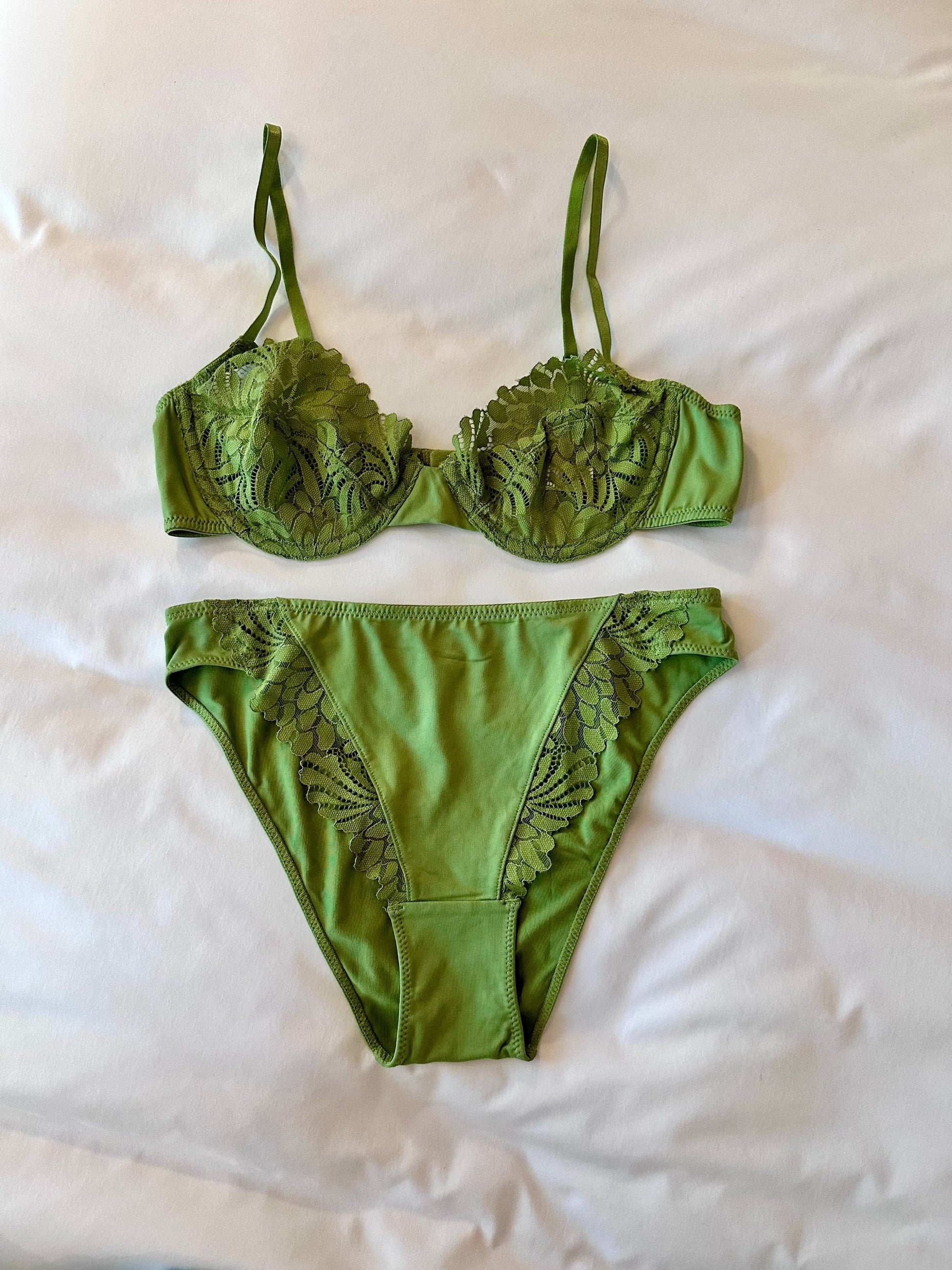 The Luxe Leaf Briefs Set in Green – Plush Underwear